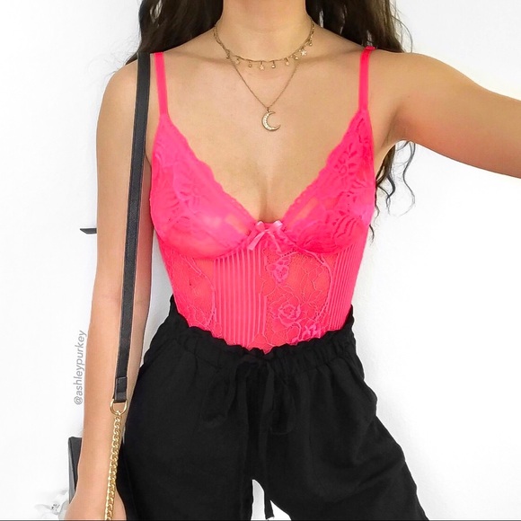 Daisys Boutique Tops - ❤️SALE❤️ Neon pink delicate floral lace bodysuit